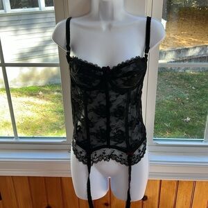 Vintage Black Lace Corset Bustier Lingerie Top size 38 NOS